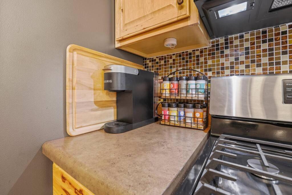 Charming Victorian Home - 2 Minutes To Downtown Lancaster Luaran gambar
