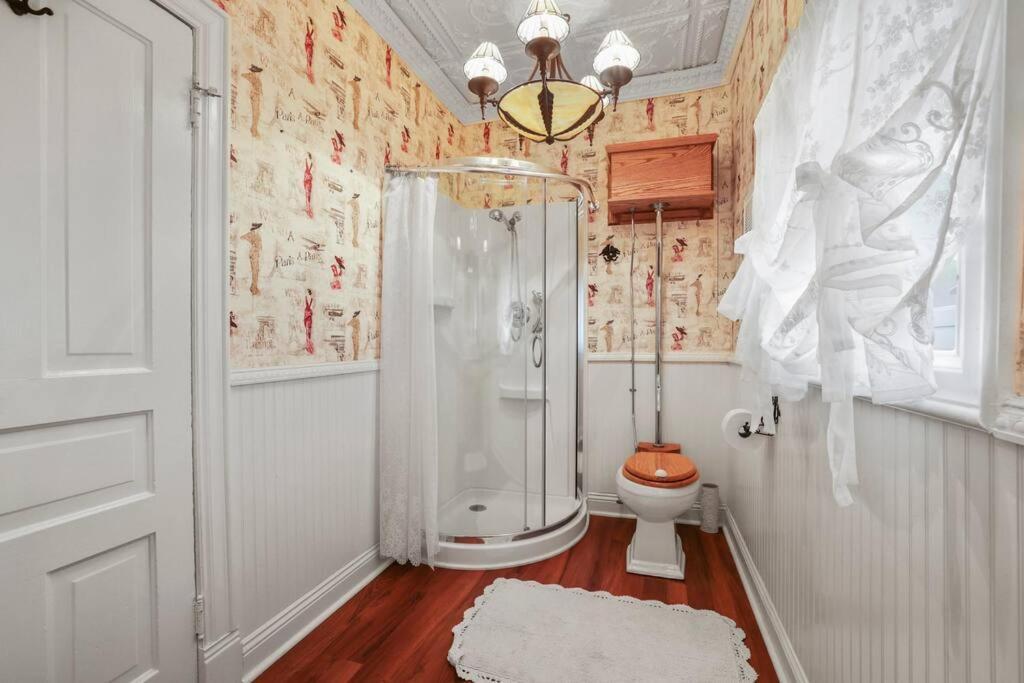 Charming Victorian Home - 2 Minutes To Downtown Lancaster Luaran gambar
