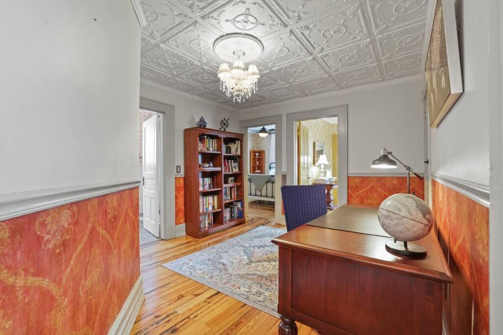 Charming Victorian Home - 2 Minutes To Downtown Lancaster Luaran gambar