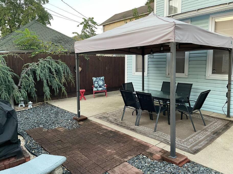 Charming Victorian Home - 2 Minutes To Downtown Lancaster Luaran gambar